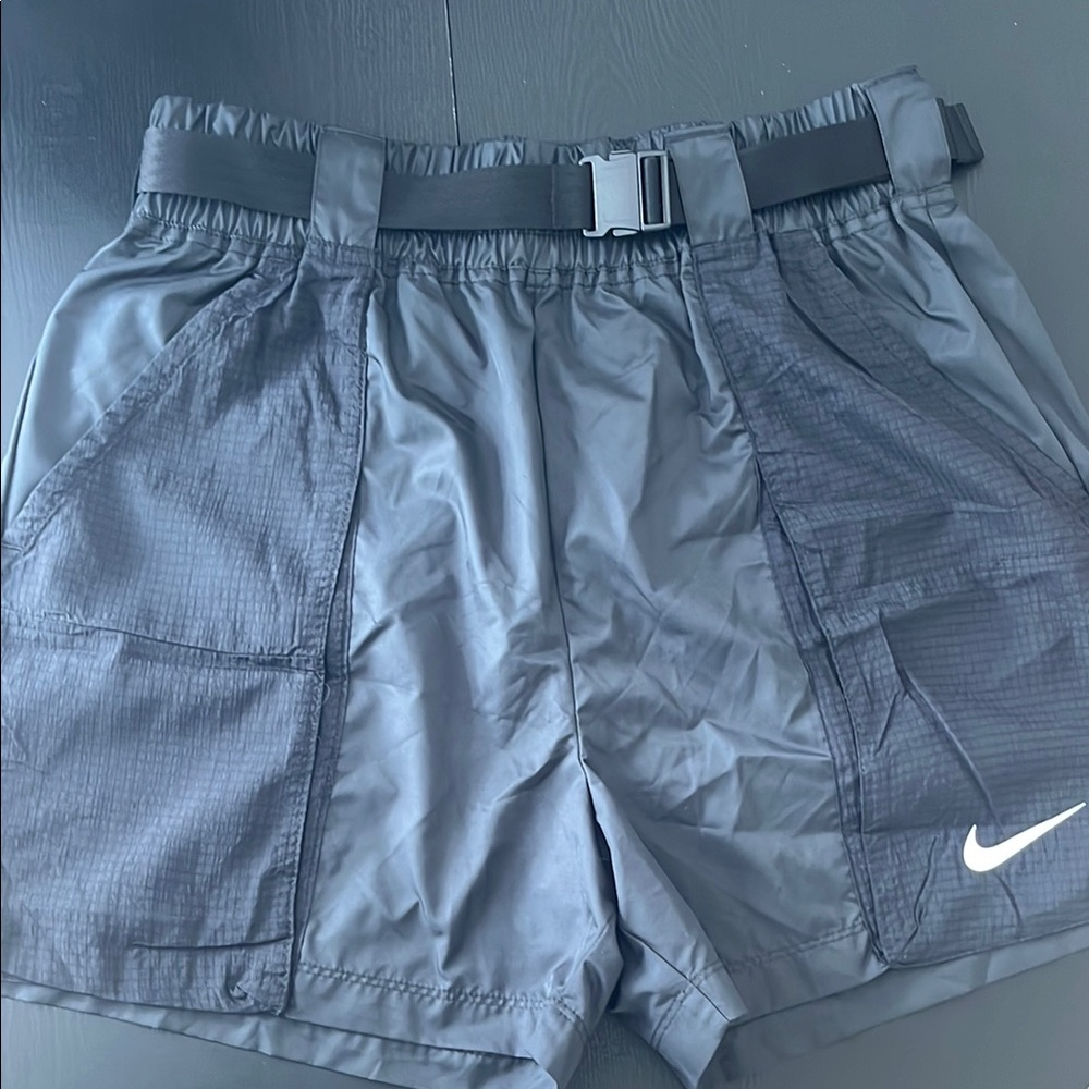 Nike Men's Gray Shorts